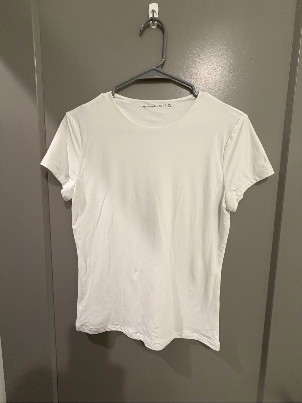 Abercrombie & Fitch White Short Sleeve Crew Tee